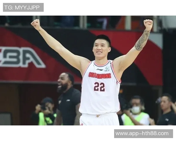 攻防兼备!34号秀卡尔克布伦纳首发26分钟高效表现斩获12分6板2帽