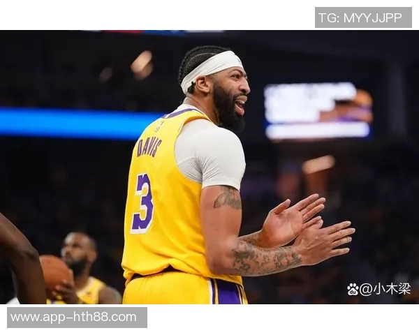 湖人状态回暖连胜攀升西部第三明日对决开拓者争夺季后赛优势